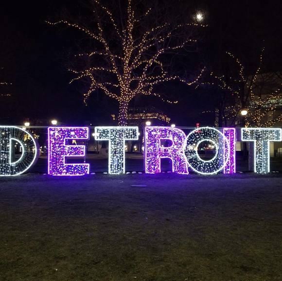 Meet your Posher, Rosemarie - Picture 1 of 1